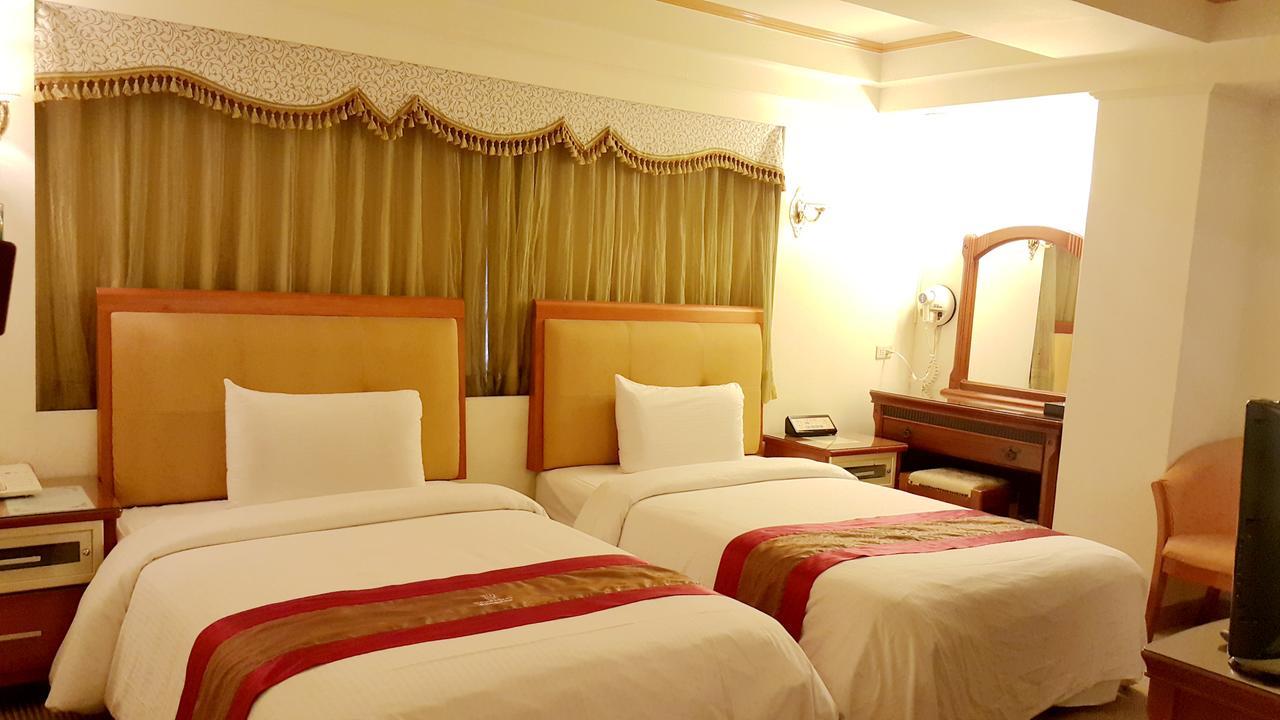 Wonderful Hall Hotel Синьчжуан Экстерьер фото