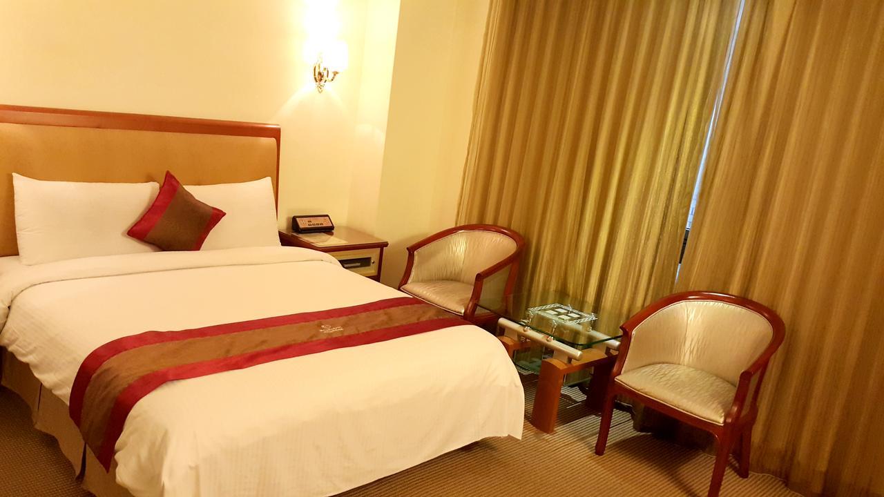 Wonderful Hall Hotel Синьчжуан Экстерьер фото