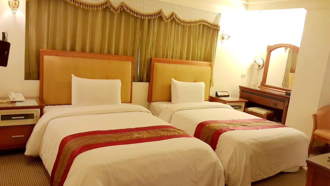 Wonderful Hall Hotel Синьчжуан Экстерьер фото